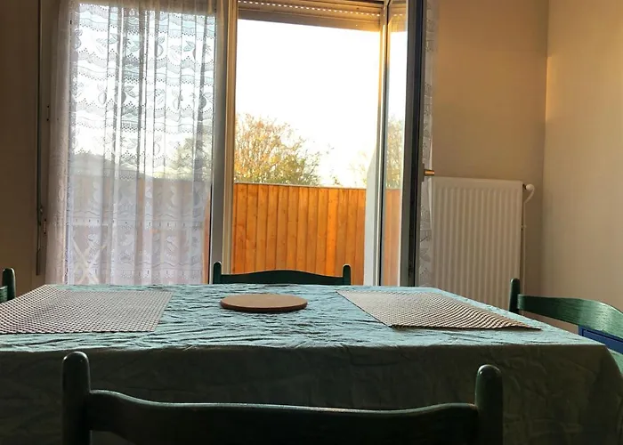 Amazone - Au ! * Мец